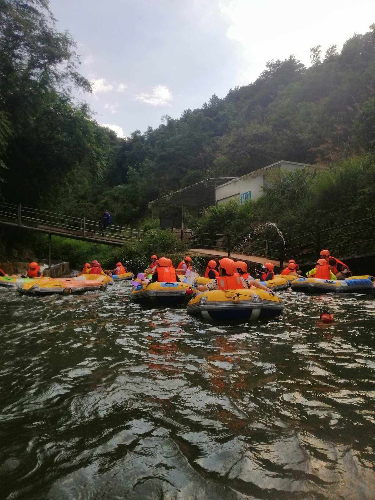 平博官网-漂流活动中如何保护环境